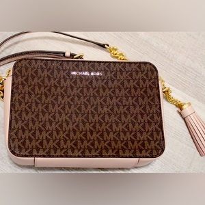 Michael Kors Ginny Medium Pink/ Brown Crossbody Purse